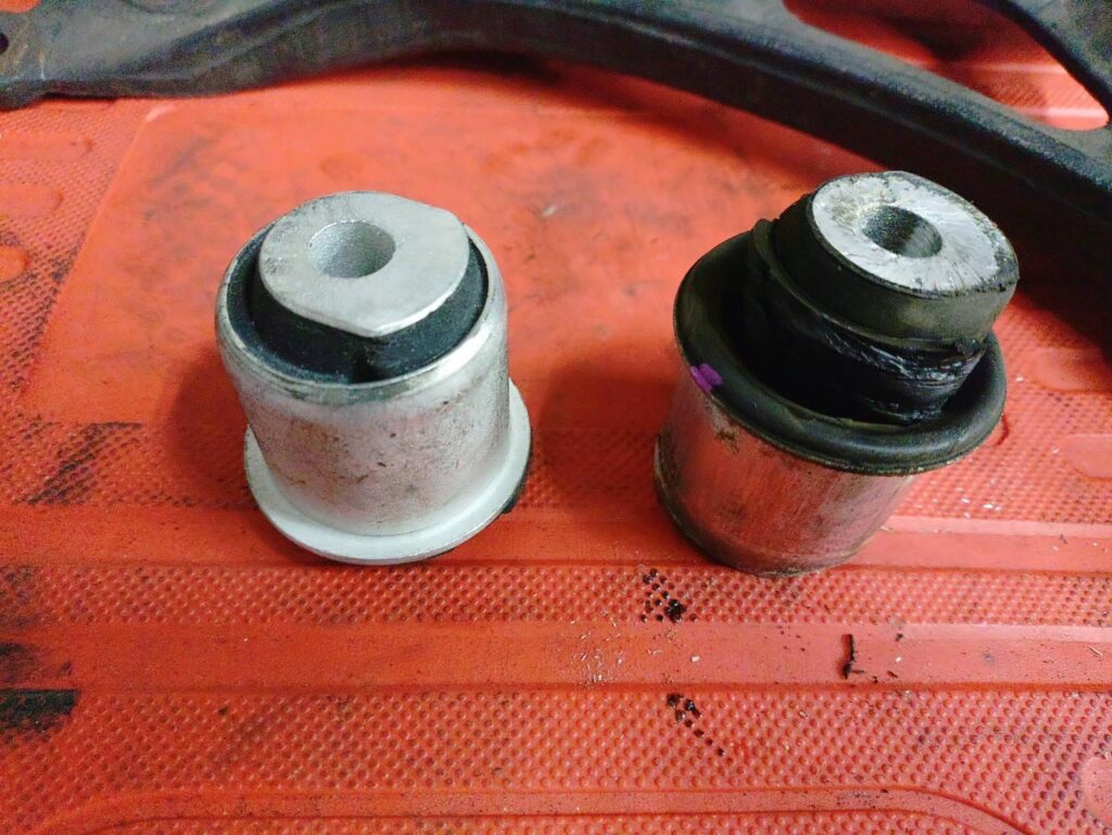 8NTT：ロアアームブッシュ交換