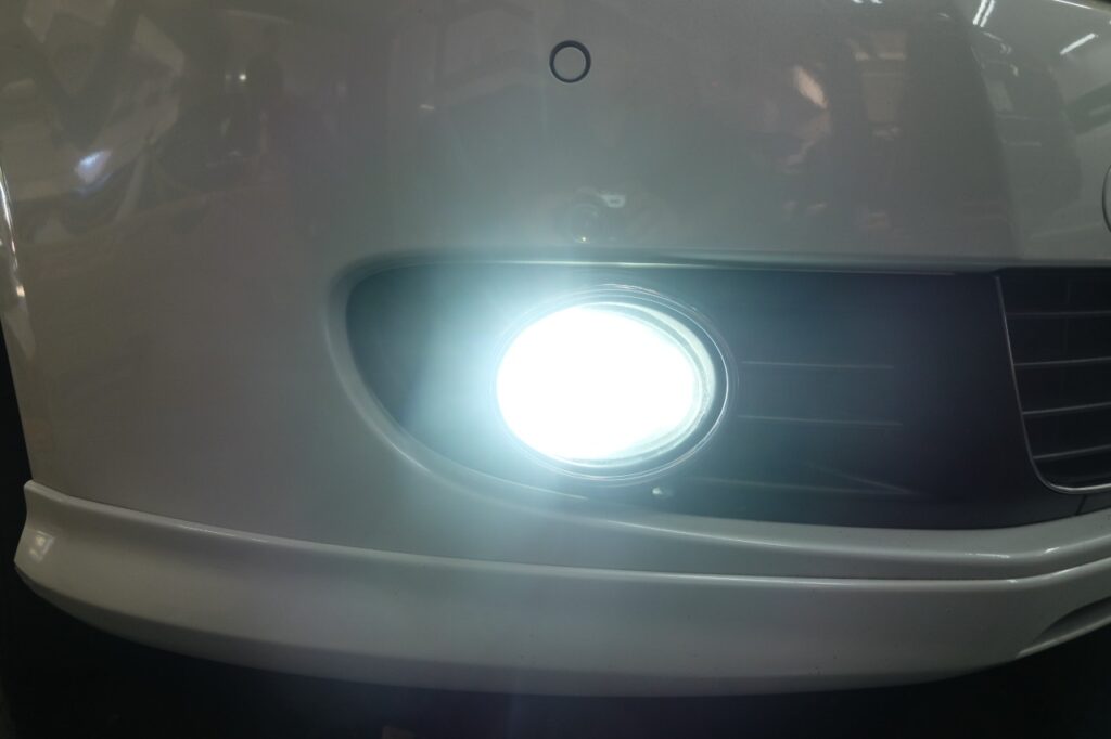 Golf 6 Cabrio 「LEDフォグランプバルブ」