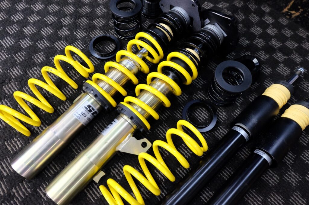 Golf 5 R32「ST Coilovers」