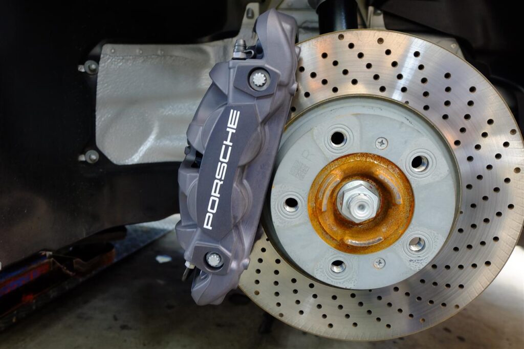 Porsche 991 Carrera「IDI プレミアムコンフォート ブレーキパッド」