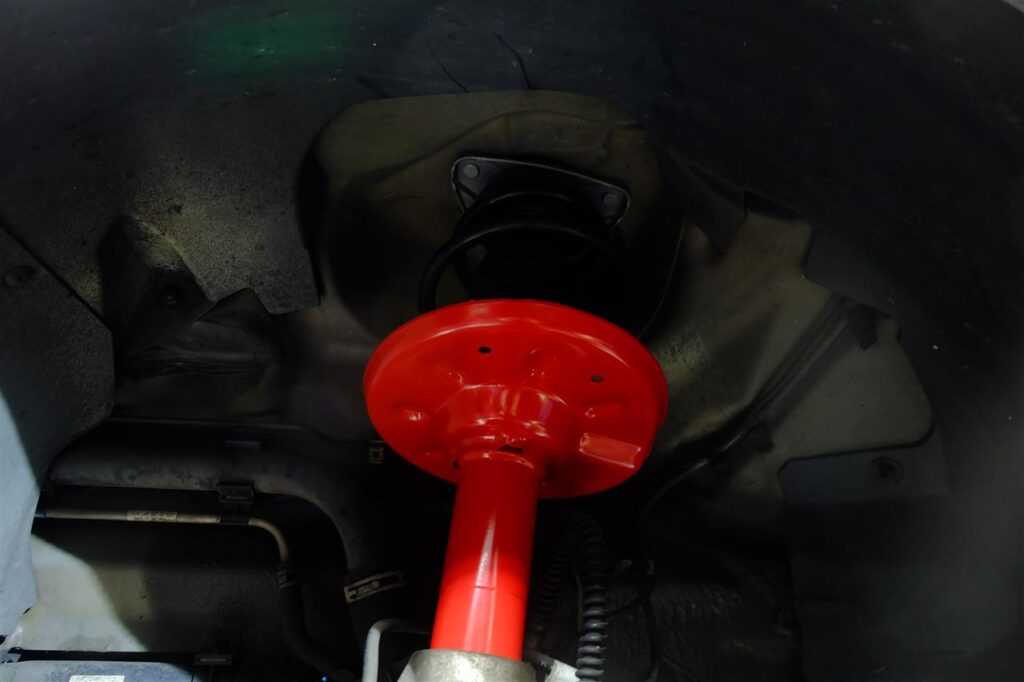 Porsche 996「KONI Active Shock ＋ アッパーマウント、ABSユニット」