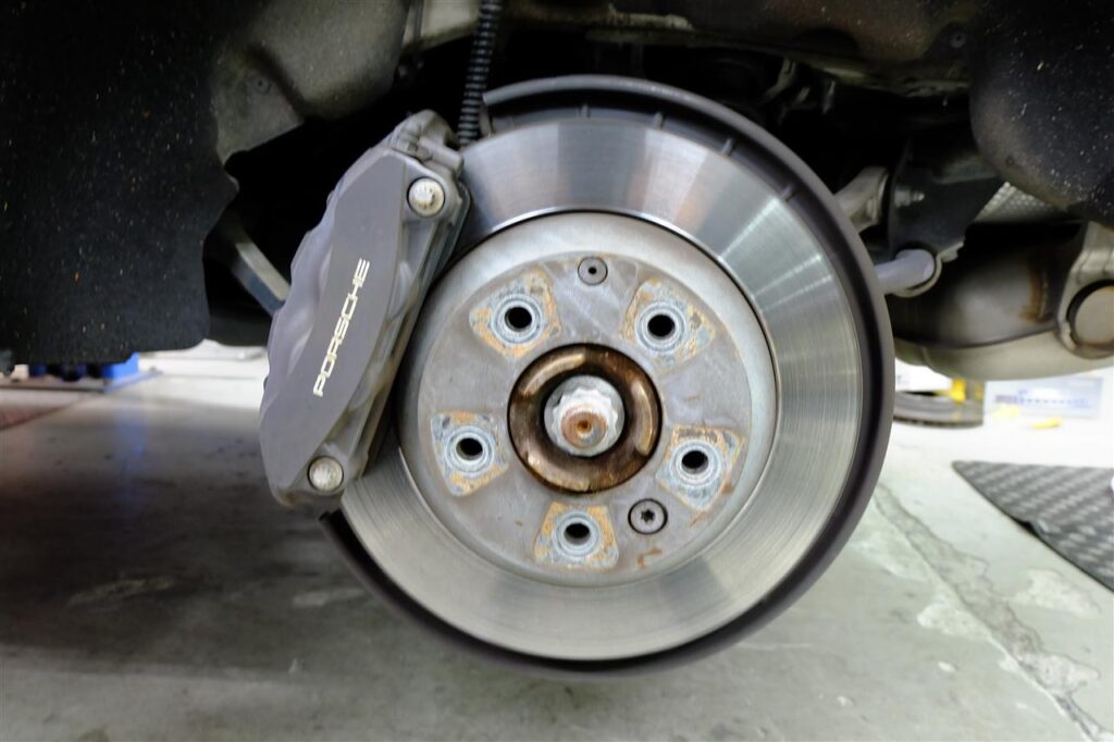 Porsche Cayenne「ブレーキローター、パット」