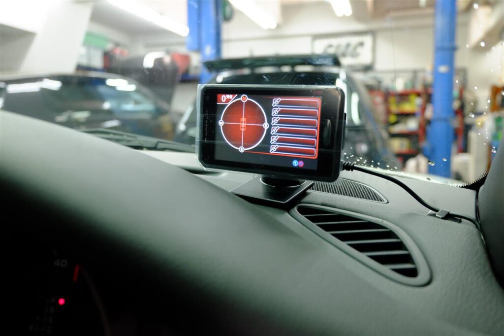 Porsche 911（997型）「YUPITERU W50 レーダー、S10 ドライブレコーダー」